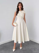 Elegant Sleeveless Bow Detail Slim-Fit Midi Dress
