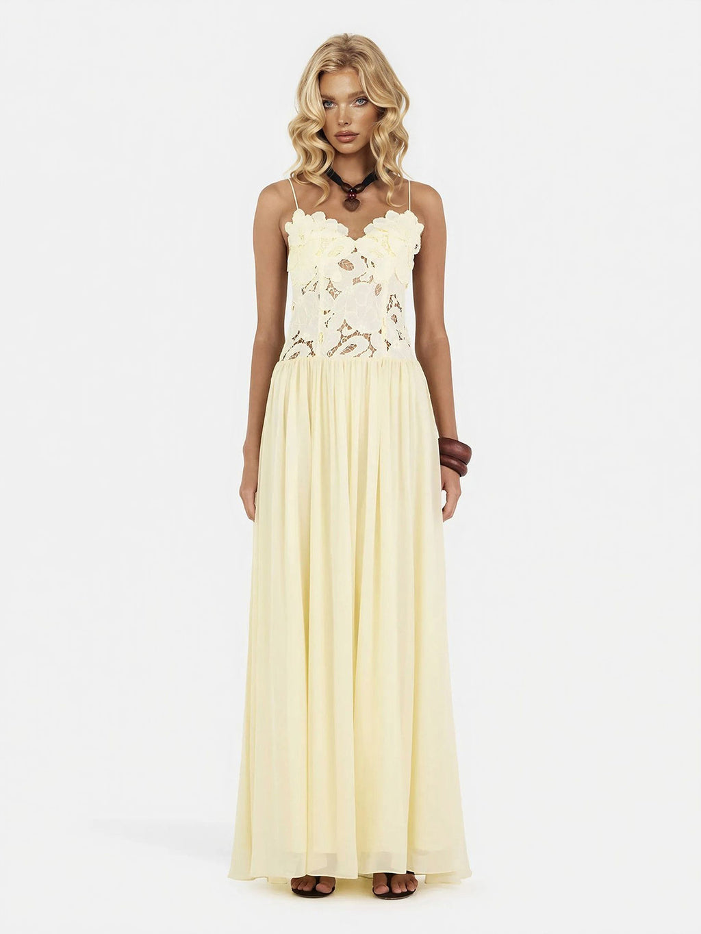 Elegant Yellow Lace Spaghetti Strap Floral Appliqué Maxi Dress