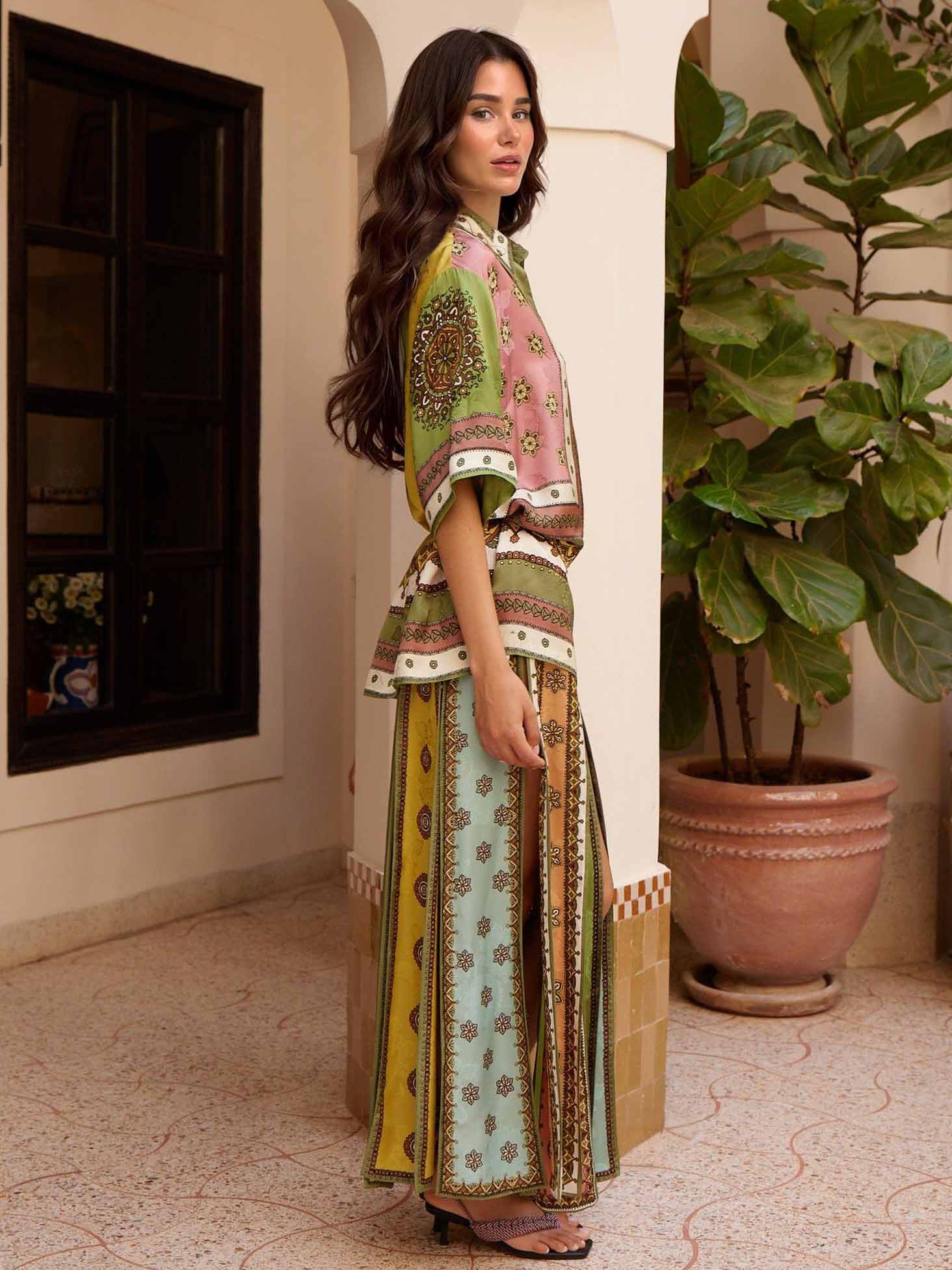 Exquisite Bohemian Print Short-Sleeve Shirt