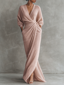 Minimalist V-Neck Knitted Maxi Dress