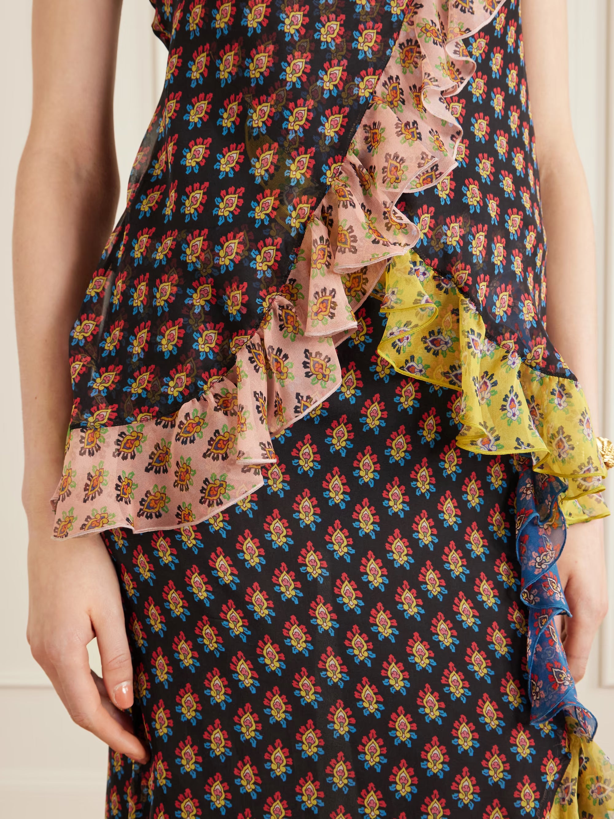 Unique Colorful Print Tiered Ruffle One-Shoulder Top Two-Piece Set