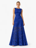 Elegant Lace Boat Neck Sleeveless Maxi Dress