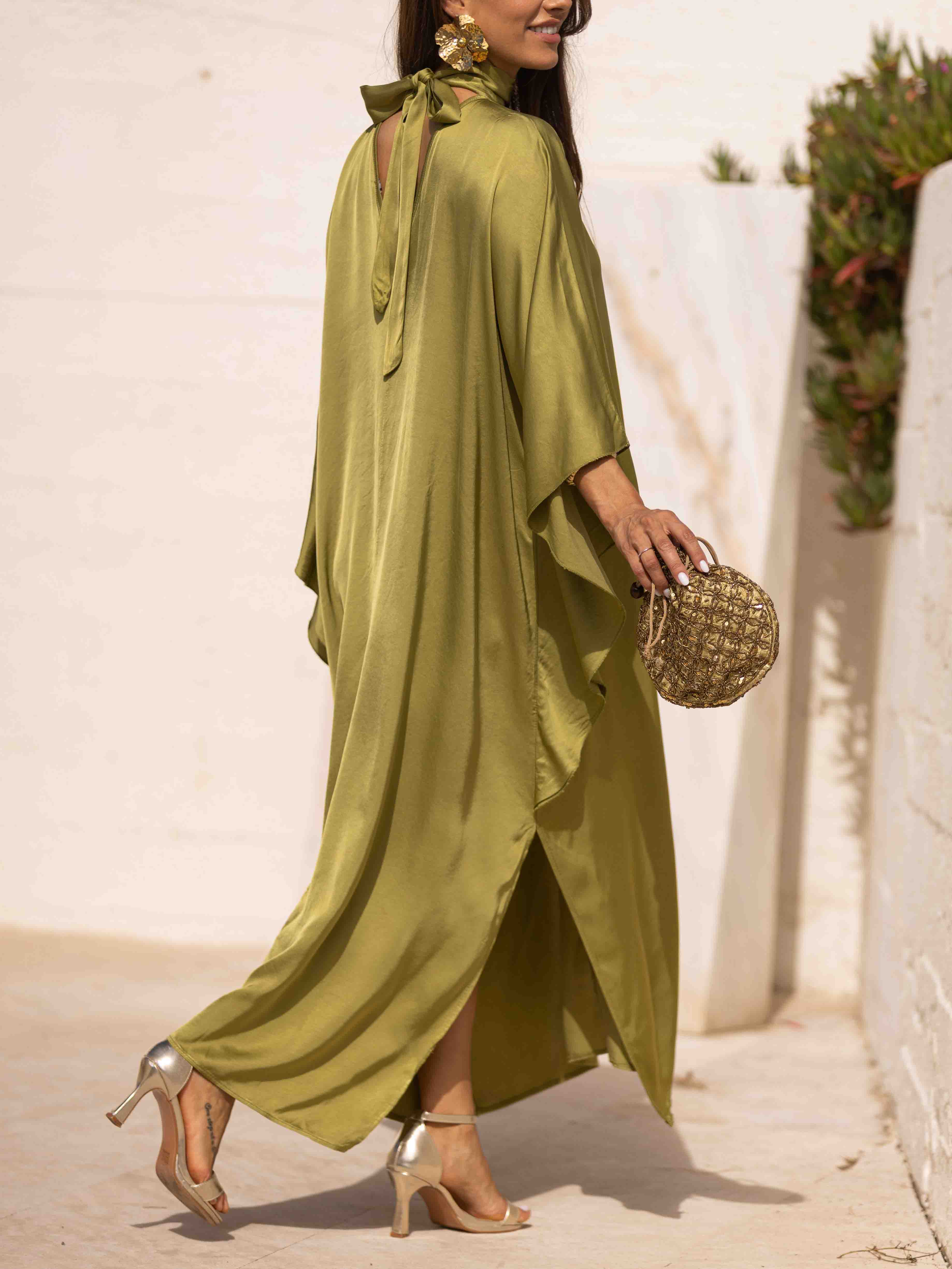 Elegant Satin Choker Neck Batwing Sleeve Kaftan Maxi Dress