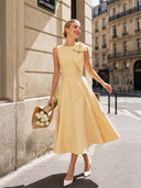 Elegant Sleeveless Bow Detail Slim-Fit Midi Dress