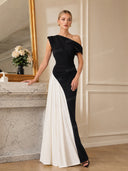 Elegant Asymmetric Off-Shoulder Pleated Maxi Dress